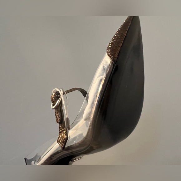 GCDS - BNIB GCDS pump. Size 39. - Picture 5 of 5